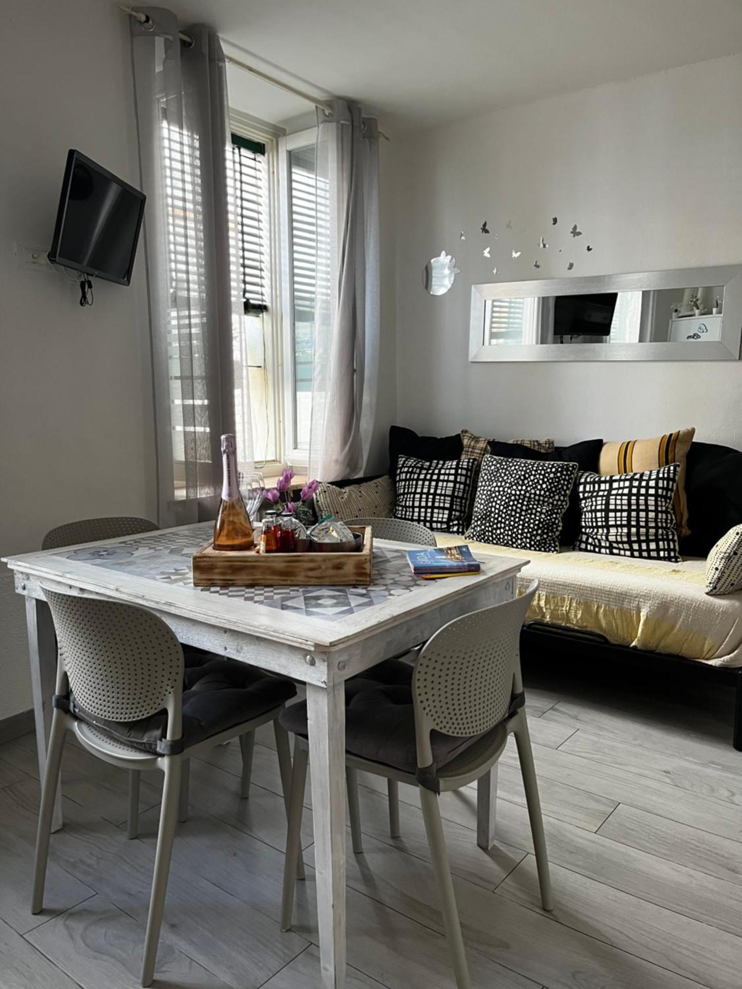 Апартаменти Casa Giulietta - Lonato Del Garda Екстер'єр фото
